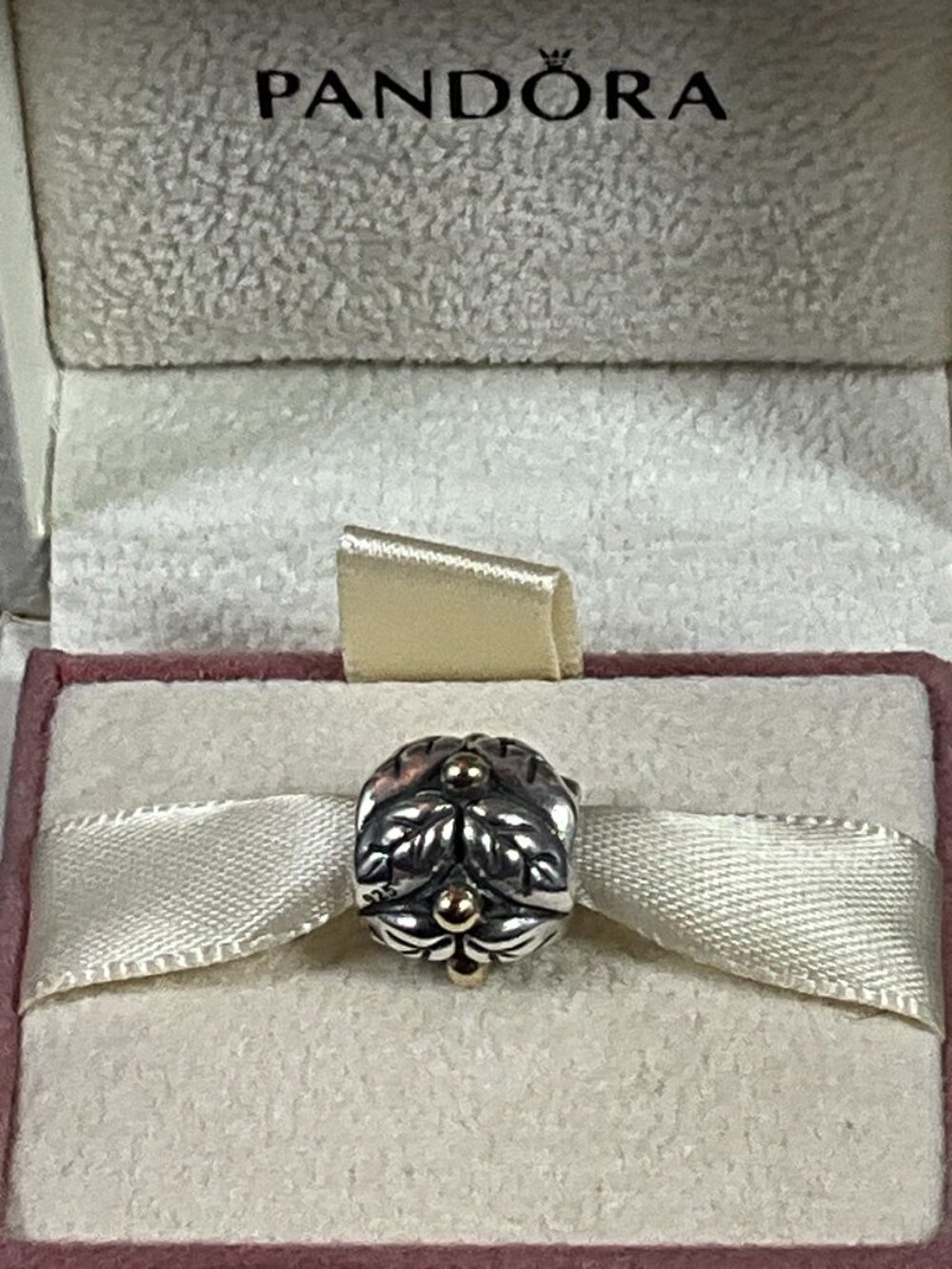 NWOT Pandora Authentic 14K Gold and Sterling Silver Holly Charm 790499